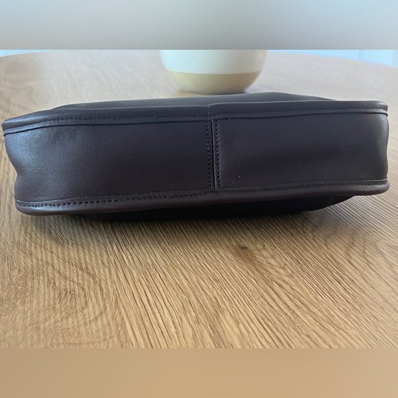 Vintage Coach Ergo Mini 9027 Bag in Mahogany - Picture 3 of 6